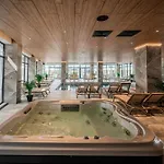 Lotus 140 In Odyssey Pool & Spa-parking Lägenhet Mamaia