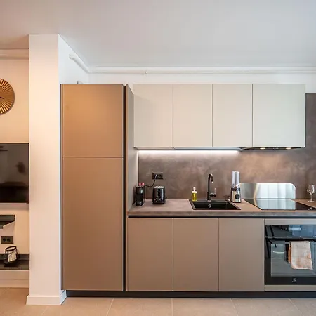 Appartement Luxury 140 In Odyssey Pool & Spa-parking Mamaia